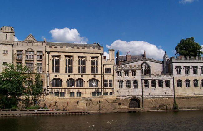 Travel Curious: York's Landmarks and Hidden Gems - Private Walking Tour - Photo 2